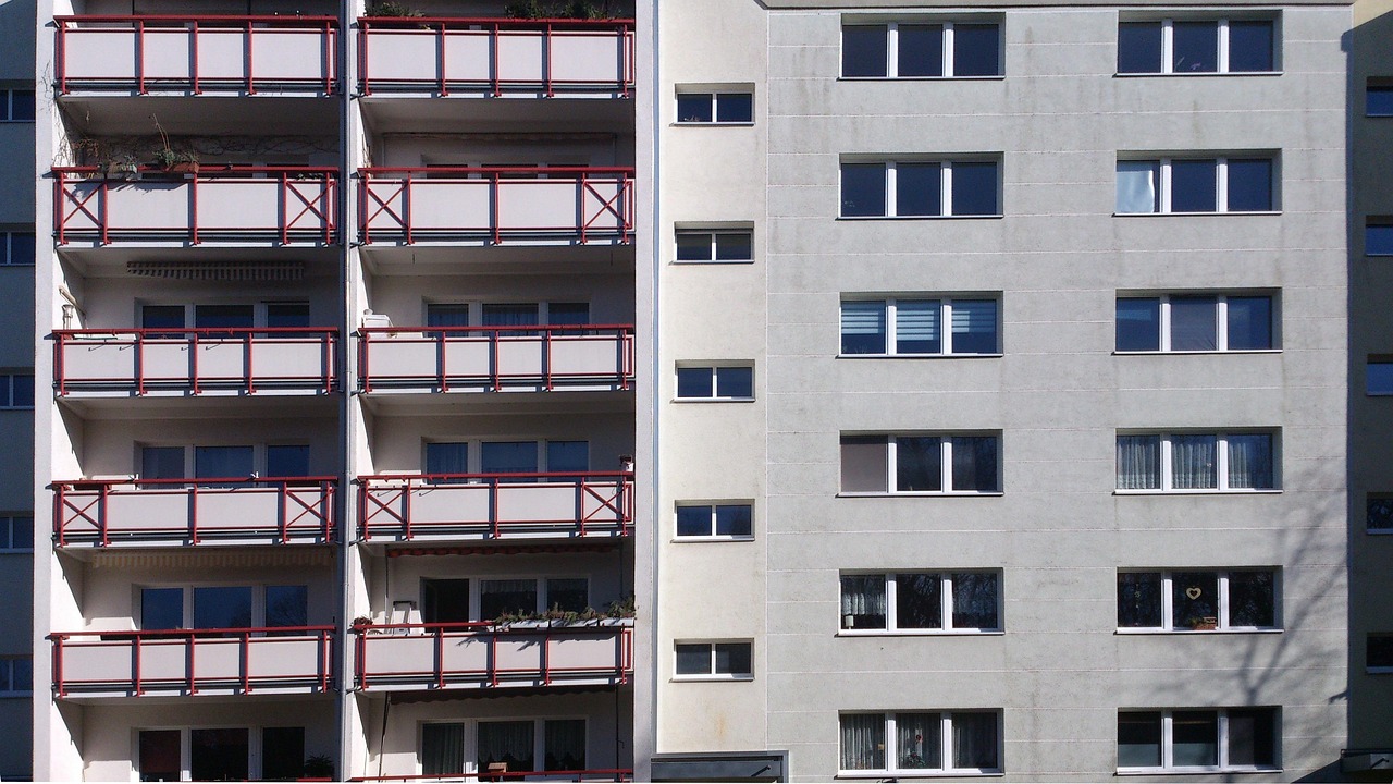 探索四月门楼建筑的新潮流与趋势动态